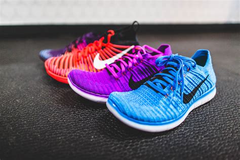 Nike free run flyknit shoes